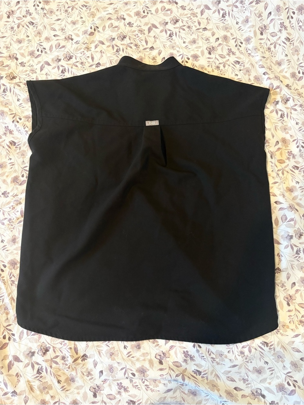 Figs Rafaela Scrub Top - Picture 2 of 3